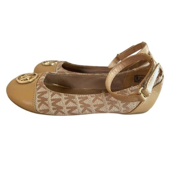 Michael Michael Kors Girl's Tan Beige Dress Casual US 13 Christabel Ankle Buckle - Picture 4 of 8